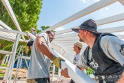 handwerker-team-aufbau-fest